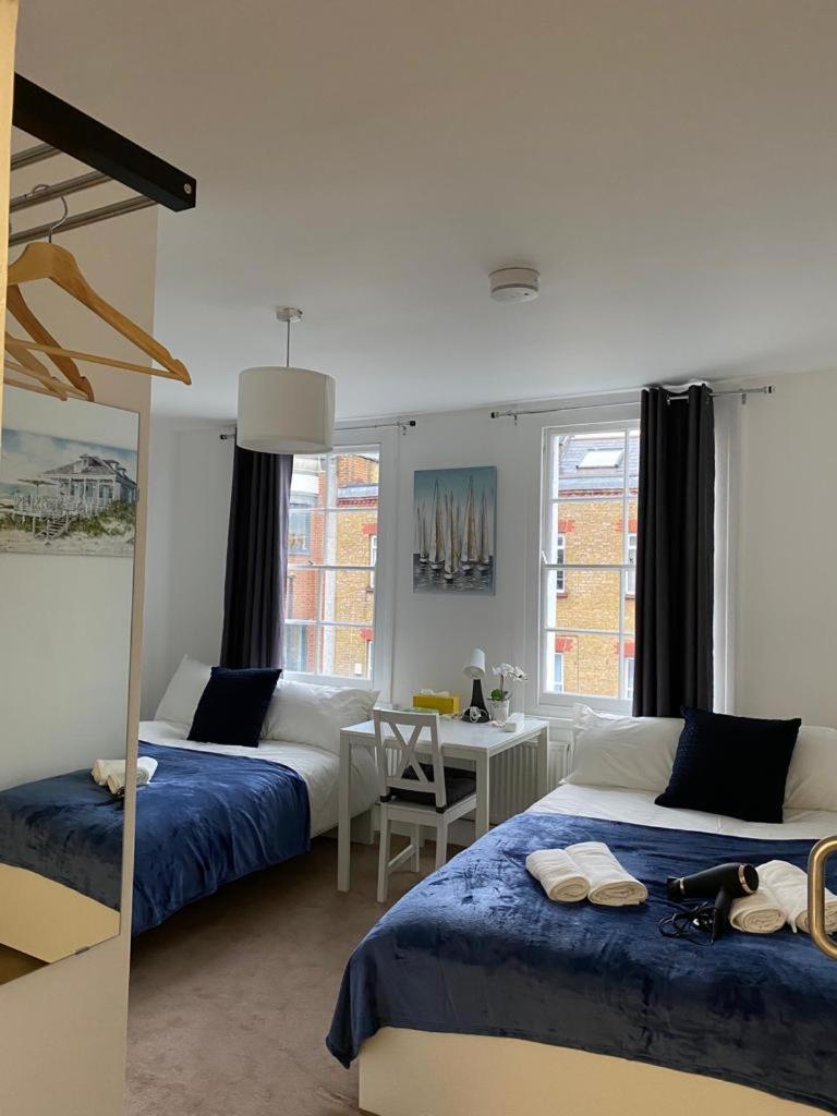 Comfy Private Rooms In Camden Town, Central London Exterior photo