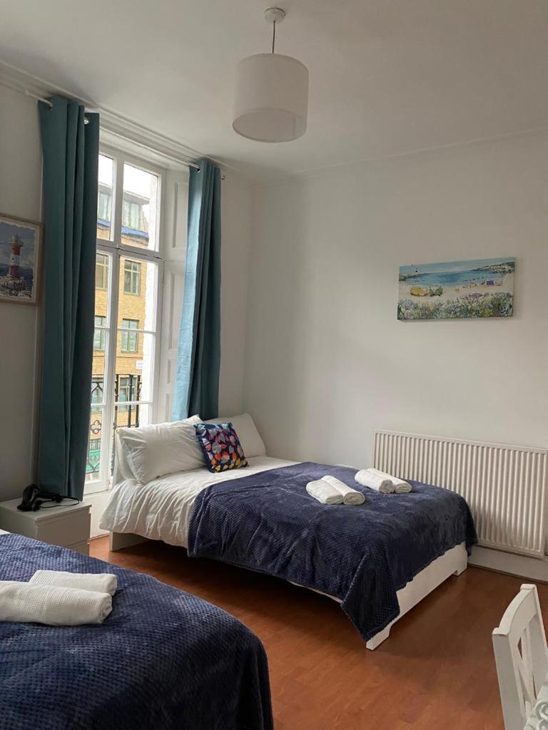 Comfy Private Rooms In Camden Town, Central London Exterior photo