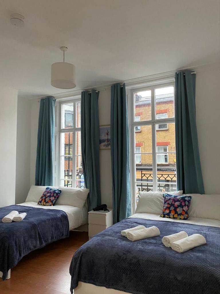 Comfy Private Rooms In Camden Town, Central London Exterior photo